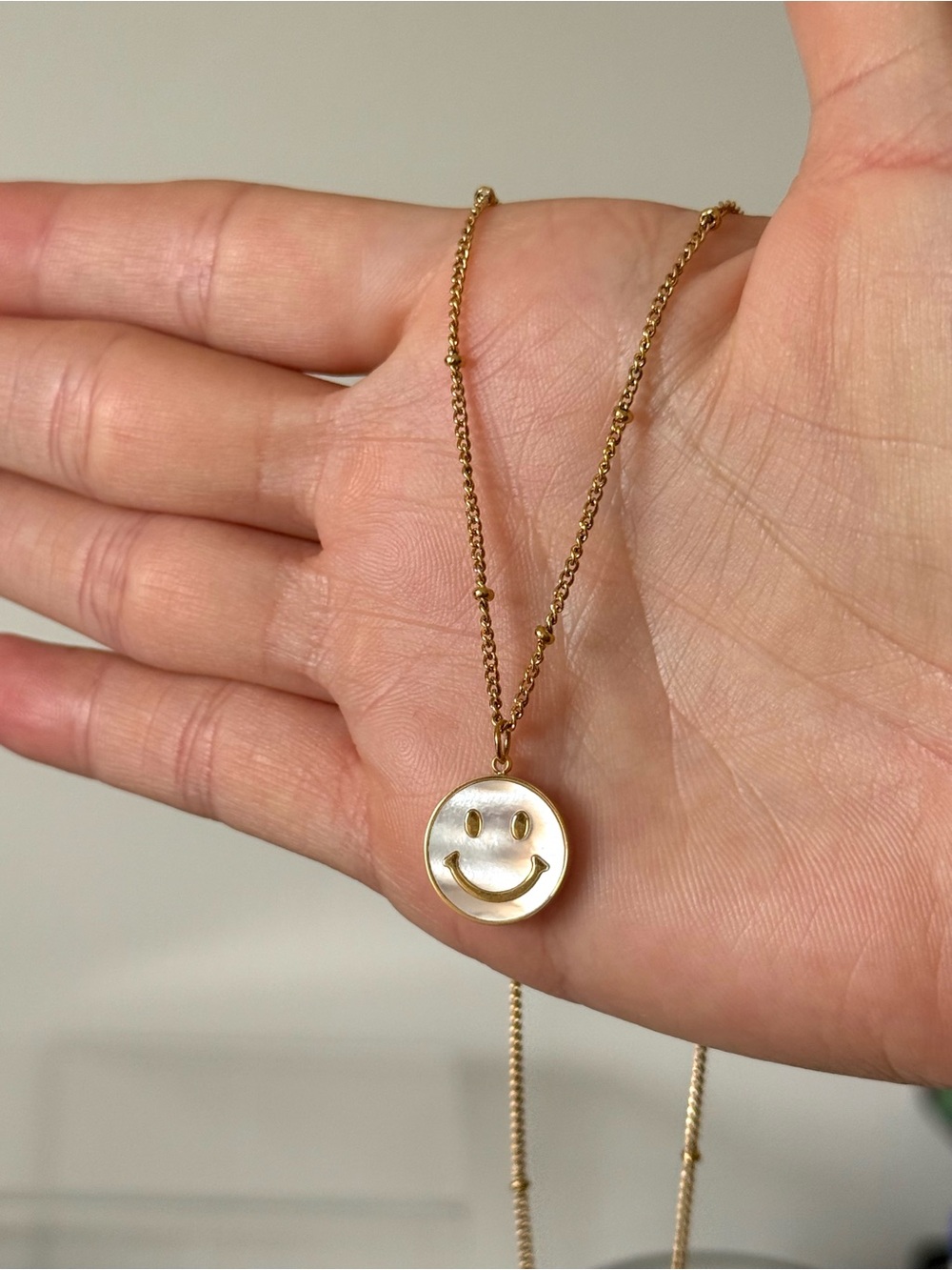 Smiley Face Mother of Pearl Coin Pendant Necklace 18K Gold Plated